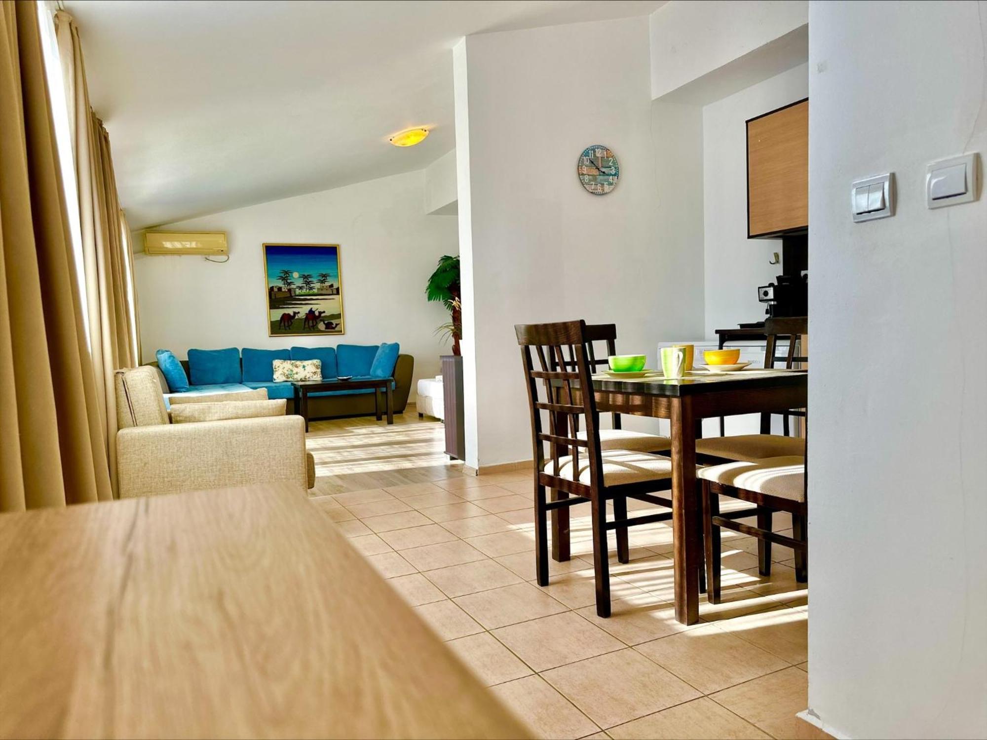 Menada Aheloy Apartments 객실 사진
